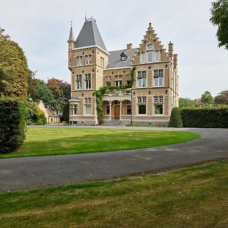 Boutique Hotel Ter Wallen Izegem Esterno foto