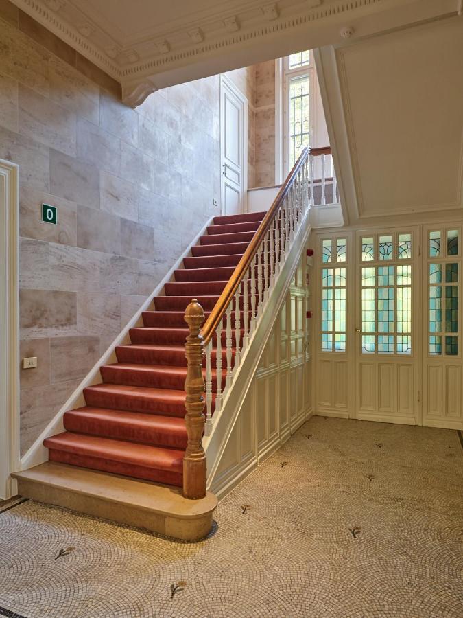 Boutique Hotel Ter Wallen Izegem Esterno foto