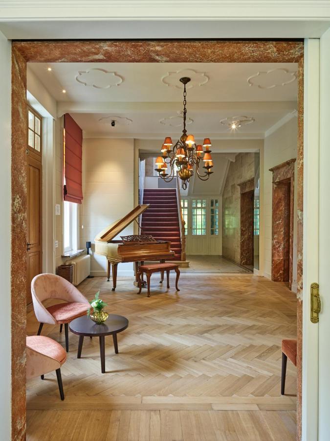 Boutique Hotel Ter Wallen Izegem Esterno foto